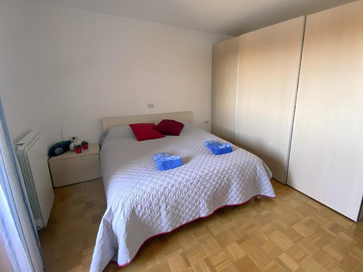 Sea View Istrian Countryside Apartment - Rota Dragonja Exterior photo