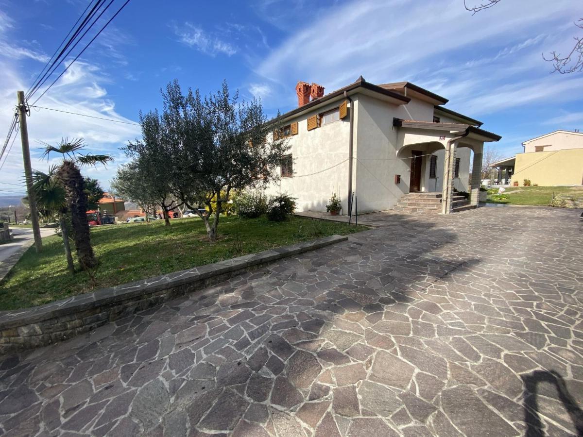 Sea View Istrian Countryside Apartment - Rota Dragonja Exterior photo