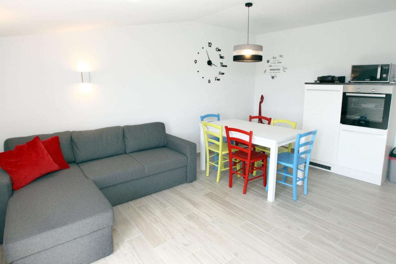 Sea View Istrian Countryside Apartment - Rota Dragonja Exterior photo