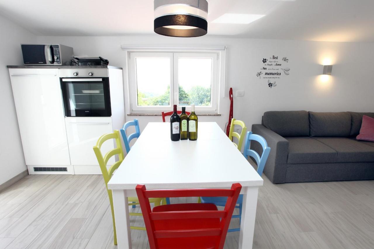 Sea View Istrian Countryside Apartment - Rota Dragonja Exterior photo
